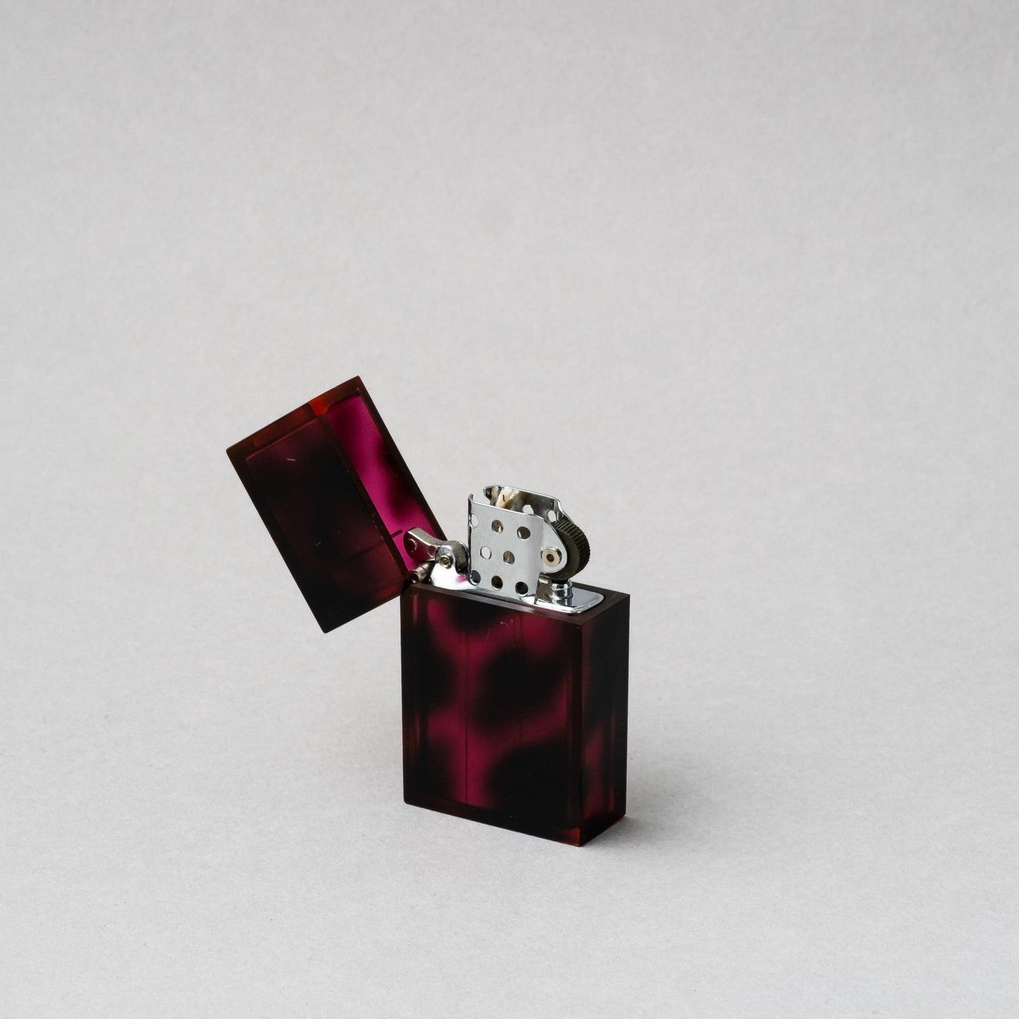 TSUBOTA PEARL - Hard Edge Marble Pink Maroon Petrol Lighter